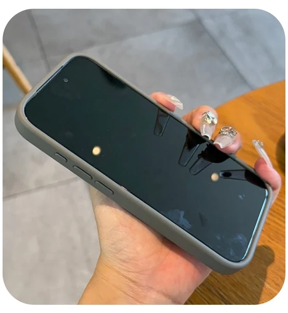 Funda Uso Rudo Silicona con Stand MagSafe iPhone